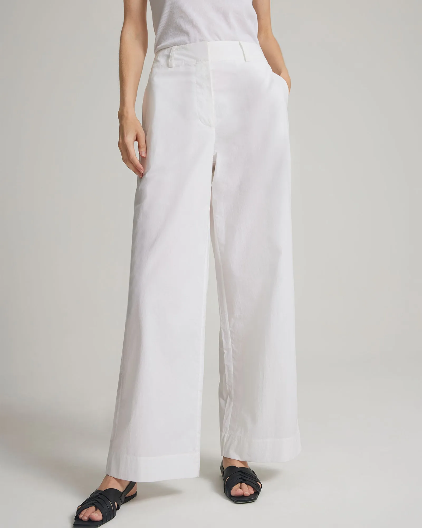 Adrien Pant in White