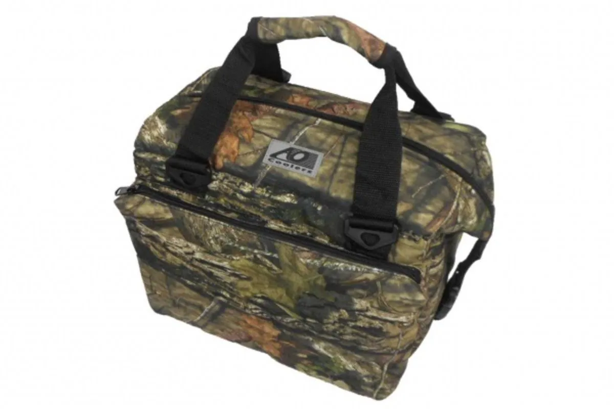 AO Coolers 12 Pack Deluxe Mossy Oak Cooler