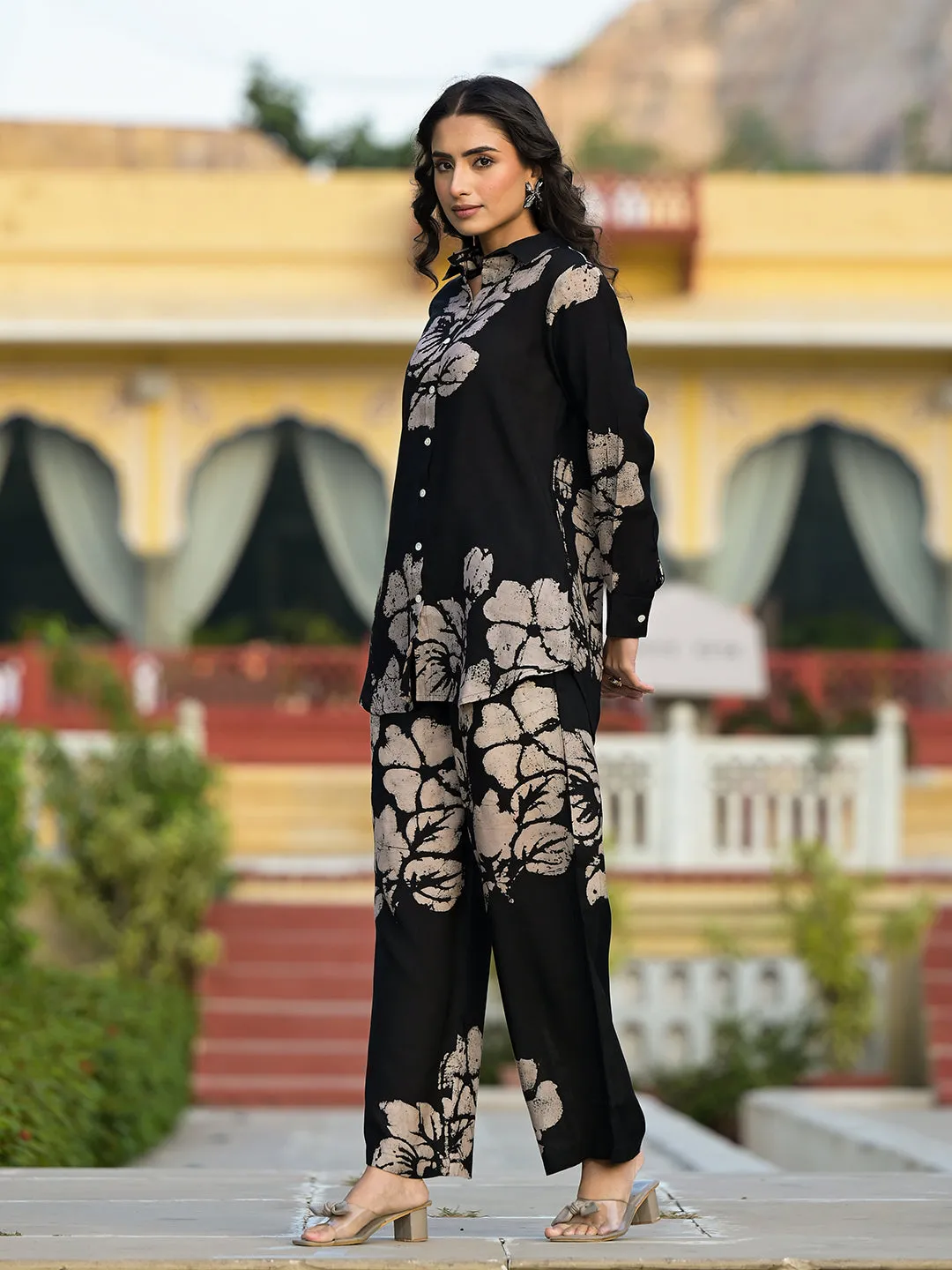 Black Hand Painted Women Muslin Co-Ord Set