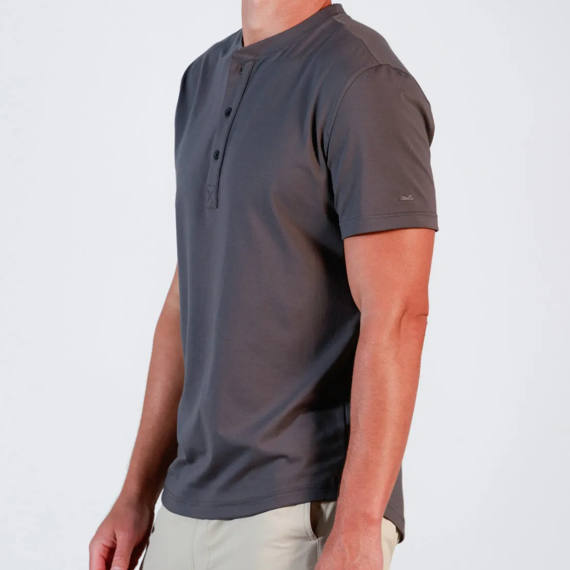 Everyday Henley Short Sleeve in Graphite