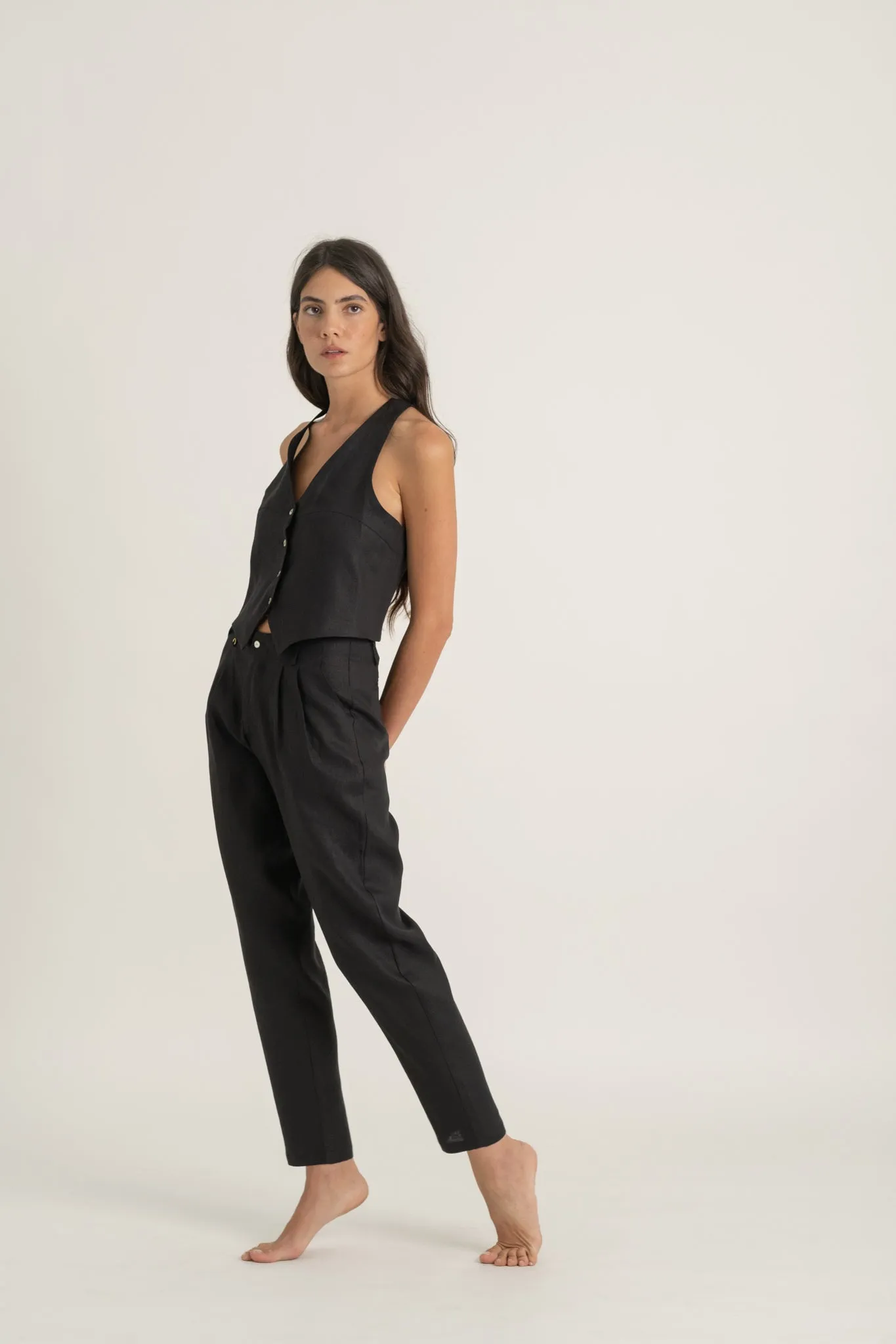 Figurati Linen Gilet Top Black