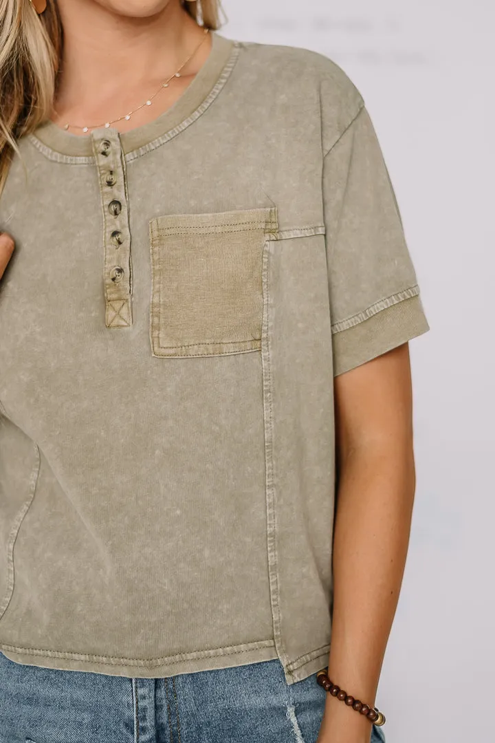 Rise Up Cropped Button Up Top | Olive