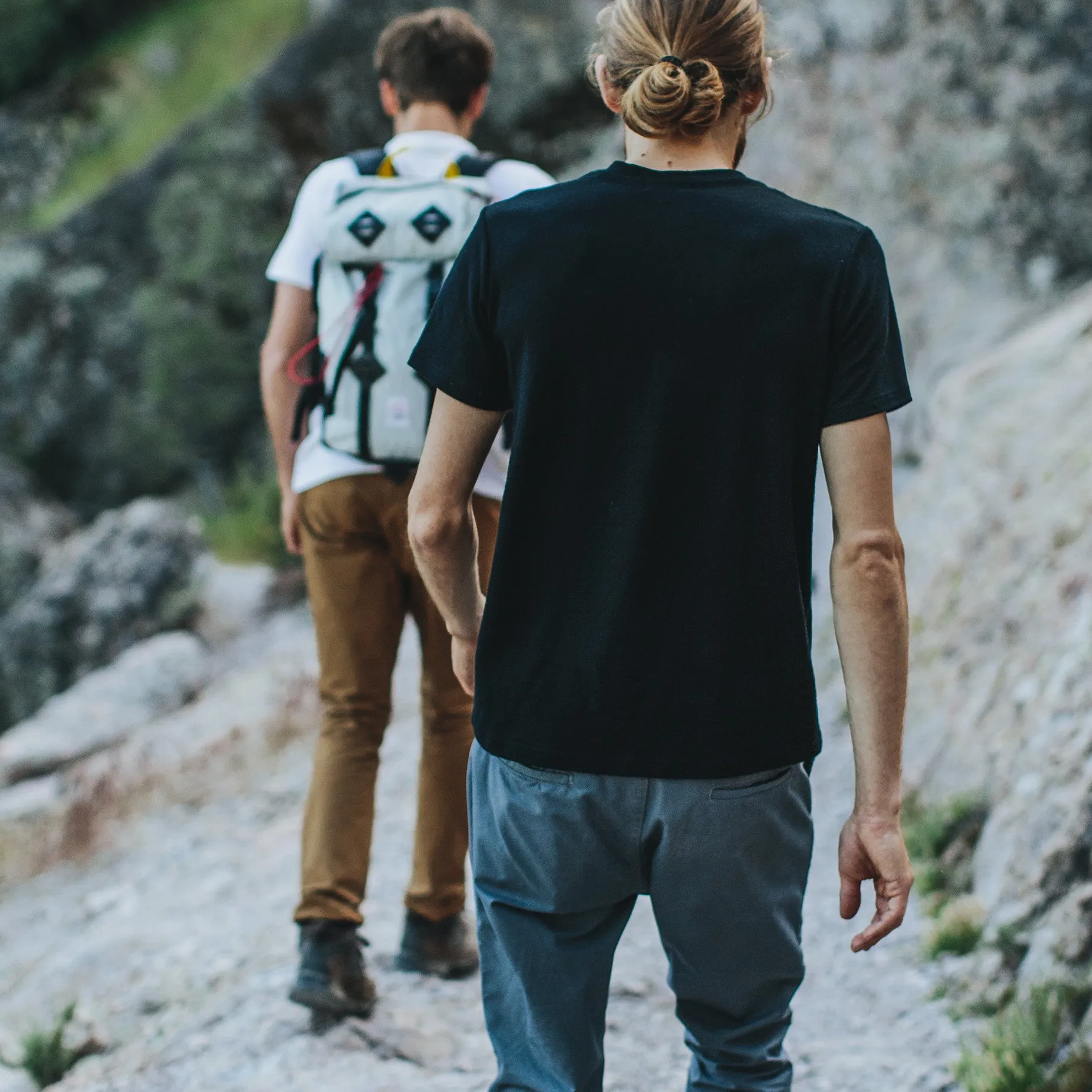 The Short Sleeve Henley in Black Merino