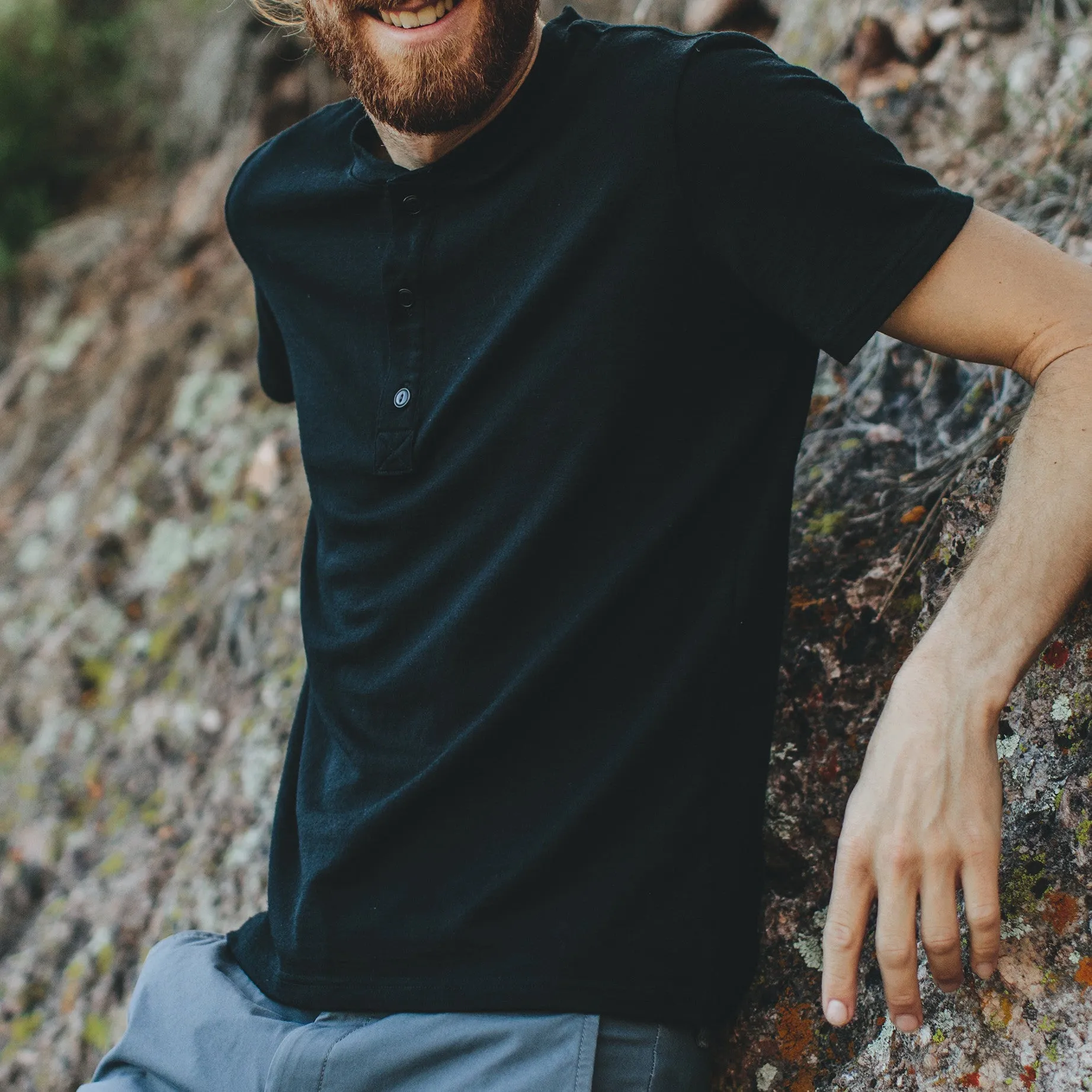 The Short Sleeve Henley in Black Merino